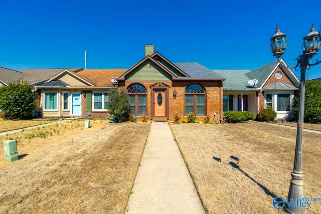 410 Autumnwood Drive SW, Decatur, AL 35601