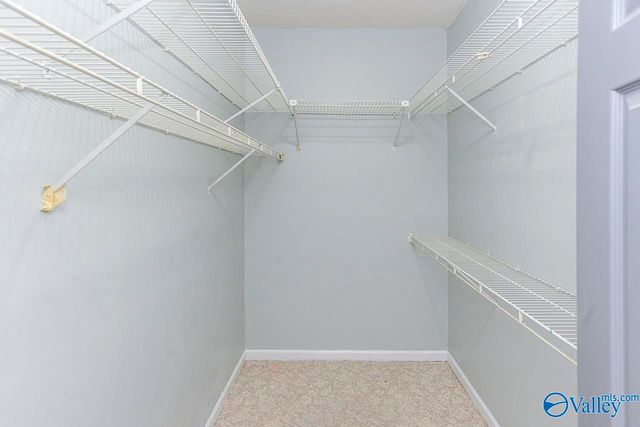 410 Autumnwood Drive SW, Decatur, AL 35601