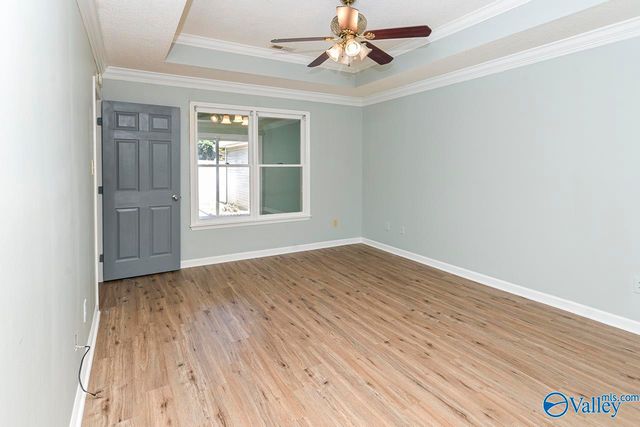 410 Autumnwood Drive SW, Decatur, AL 35601