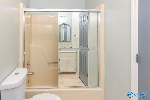 410 Autumnwood Drive SW, Decatur, AL 35601