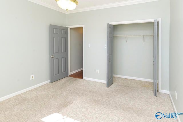 410 Autumnwood Drive SW, Decatur, AL 35601