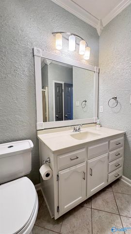 410 Autumnwood Drive SW, Decatur, AL 35601