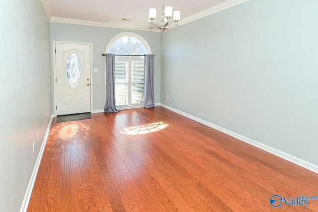 410 Autumnwood Drive SW, Decatur, AL 35601