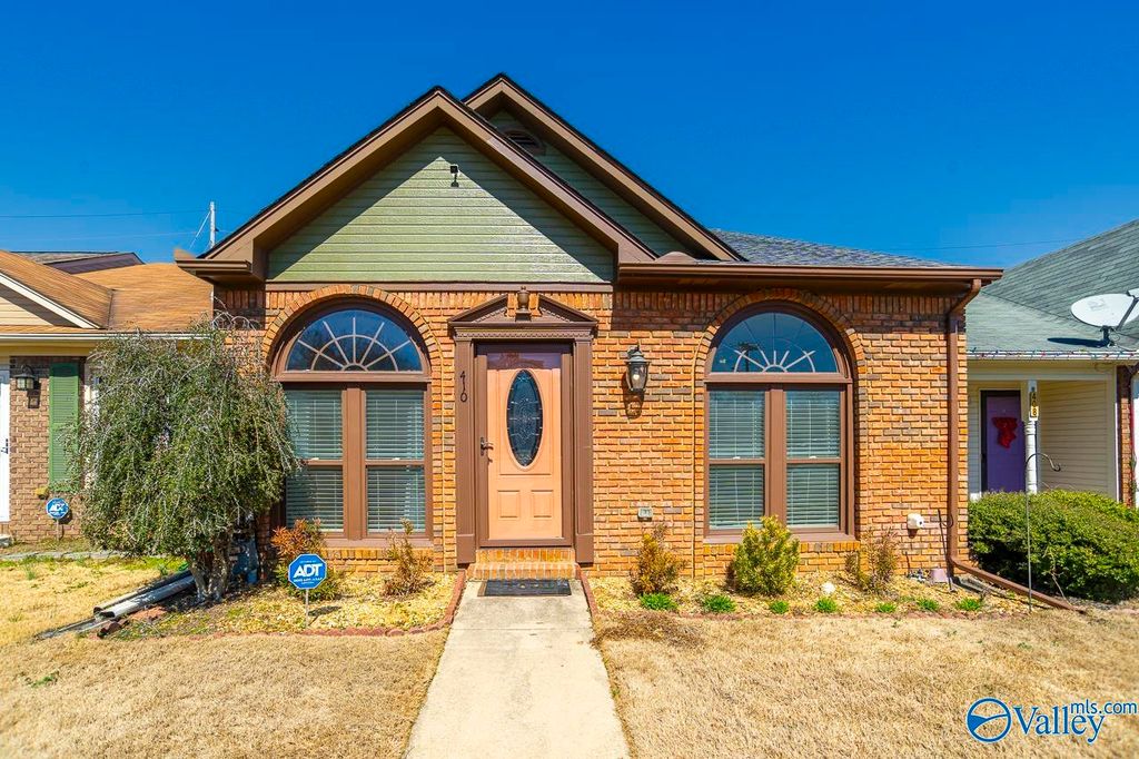410 Autumnwood Drive SW, Decatur, AL 35601