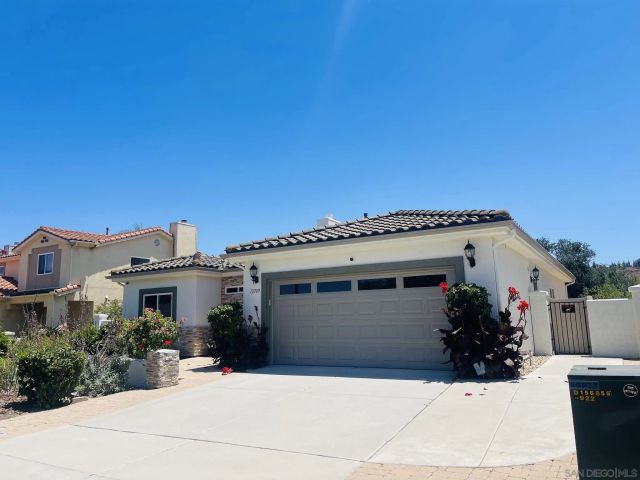 12709 Oak Knoll Rd, Poway, CA 92064