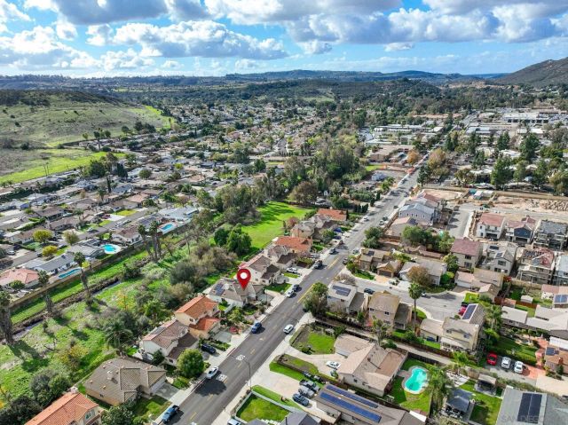12709 Oak Knoll Rd, Poway, CA 92064