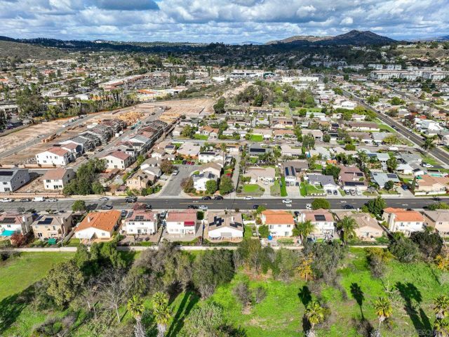 12709 Oak Knoll Rd, Poway, CA 92064
