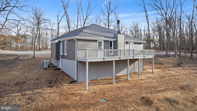 23 OTTAWA TRL, Hedgesville, WV 25427