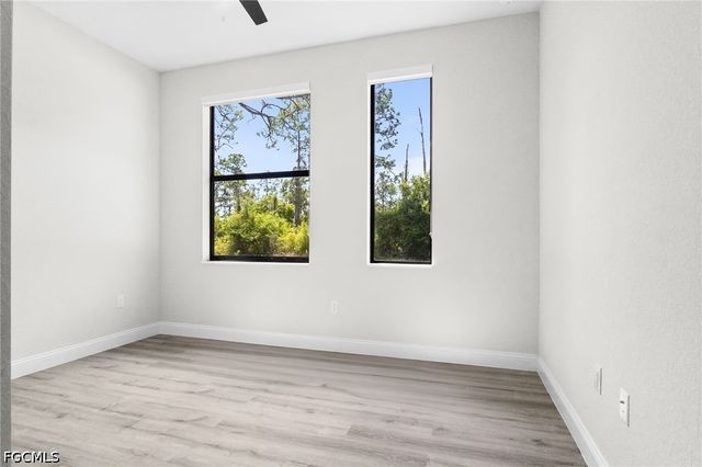 923 Alcalde ST E, Lehigh Acres, FL 33974