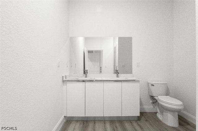 923 Alcalde ST E, Lehigh Acres, FL 33974