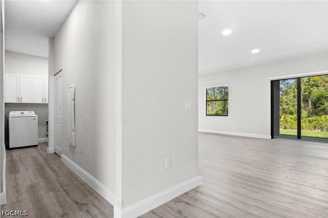 923 Alcalde ST E, Lehigh Acres, FL 33974