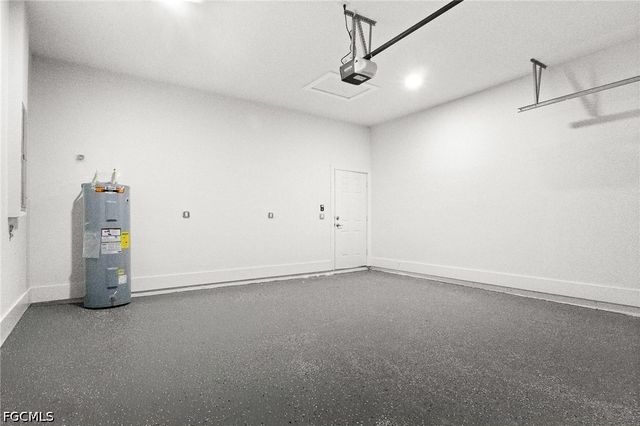 923 Alcalde ST E, Lehigh Acres, FL 33974