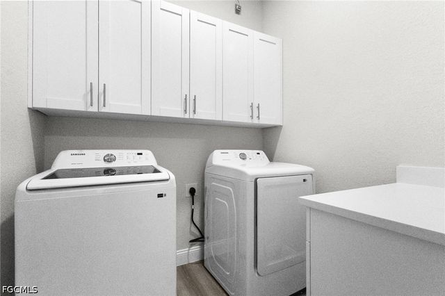 923 Alcalde ST E, Lehigh Acres, FL 33974