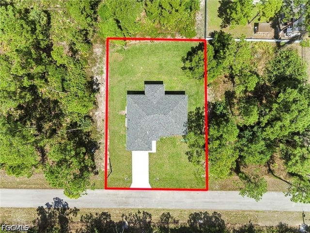 923 Alcalde ST E, Lehigh Acres, FL 33974