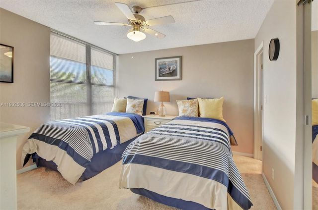 14 Royal Palm Way 303, Boca Raton, FL 33432