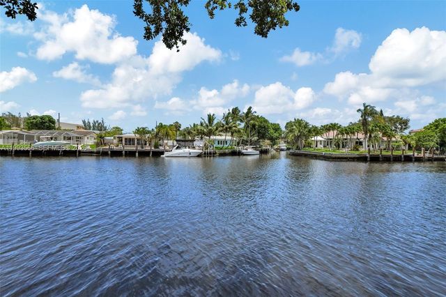 14 Royal Palm Way 303, Boca Raton, FL 33432