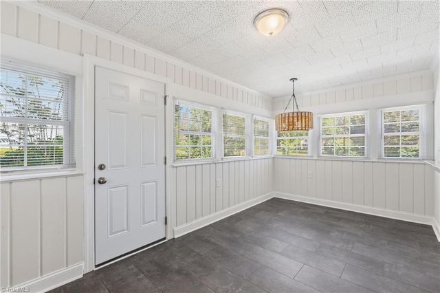 1168 Lockland Avenue, Winston-salem, NC 27103
