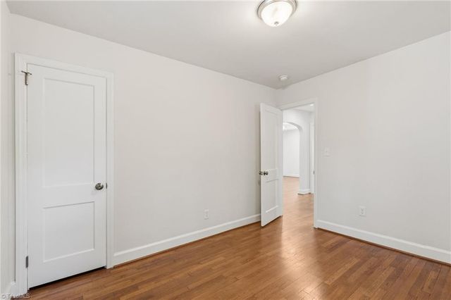 1168 Lockland Avenue, Winston-salem, NC 27103