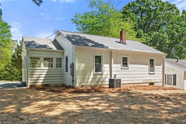 1168 Lockland Avenue, Winston-salem, NC 27103