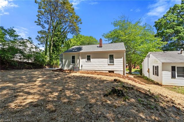 1168 Lockland Avenue, Winston-salem, NC 27103