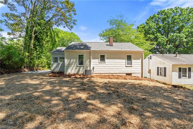 1168 Lockland Avenue, Winston-salem, NC 27103
