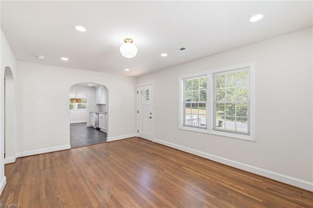 1168 Lockland Avenue, Winston-salem, NC 27103