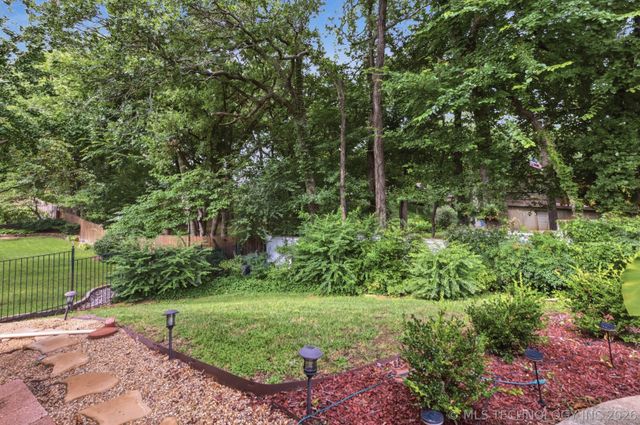 11208 S Vandalia Avenue, Tulsa, OK 74137