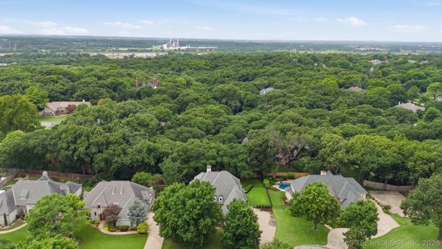 11208 S Vandalia Avenue, Tulsa, OK 74137