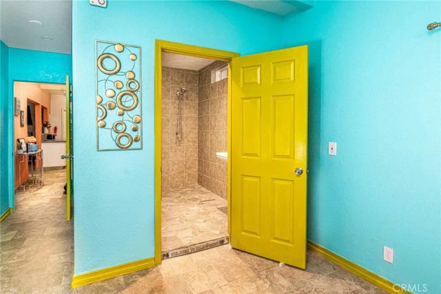 15880 La Vida Drive, Palm Springs, CA 92262