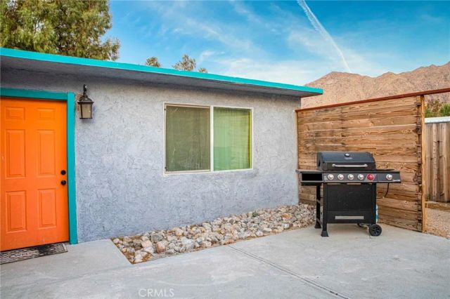 15880 La Vida Drive, Palm Springs, CA 92262