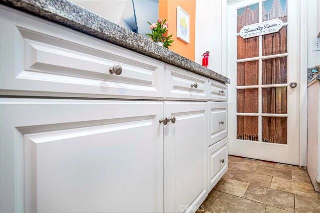 15880 La Vida Drive, Palm Springs, CA 92262