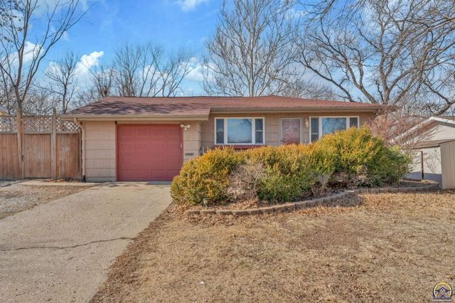 2807 SW McAlister AVE, Topeka, KS 66614