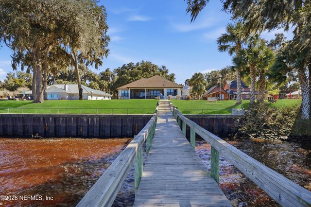 312 MOONSTONE Drive, East Palatka, FL 32131