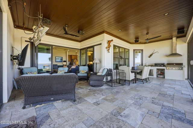 312 MOONSTONE Drive, East Palatka, FL 32131