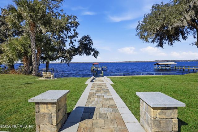 312 MOONSTONE Drive, East Palatka, FL 32131