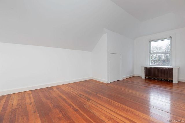 24 Chestnut Place, Mount Vernon, NY 10553