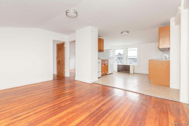 24 Chestnut Place, Mount Vernon, NY 10553