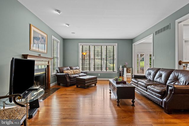 154 FOREST DR, Kennett Square, PA 19348
