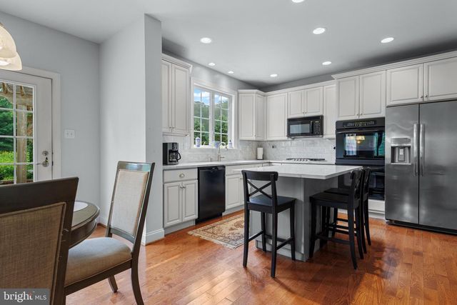 154 FOREST DR, Kennett Square, PA 19348