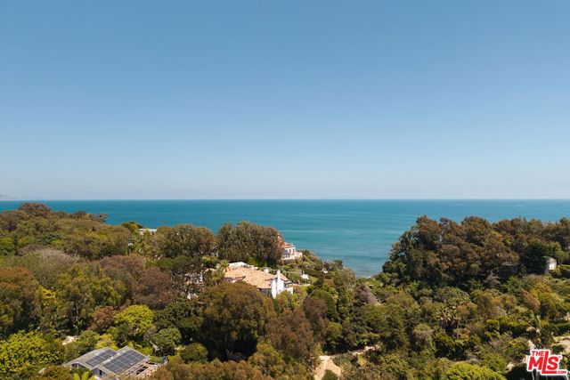 28867 Grayfox Street, Malibu, CA 90265