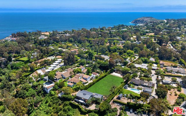 28867 Grayfox Street, Malibu, CA 90265