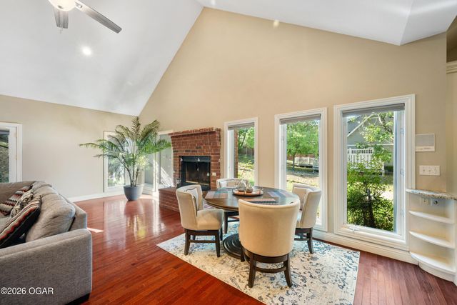 1232 Bramar Drive, Joplin, MO 64801