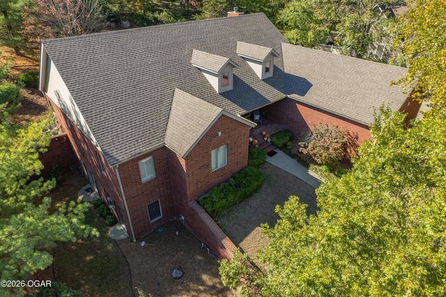 1232 Bramar Drive, Joplin, MO 64801