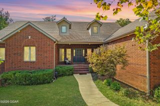 1232 Bramar Drive, Joplin, MO 64801