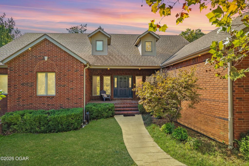 1232 Bramar Drive, Joplin, MO 64801