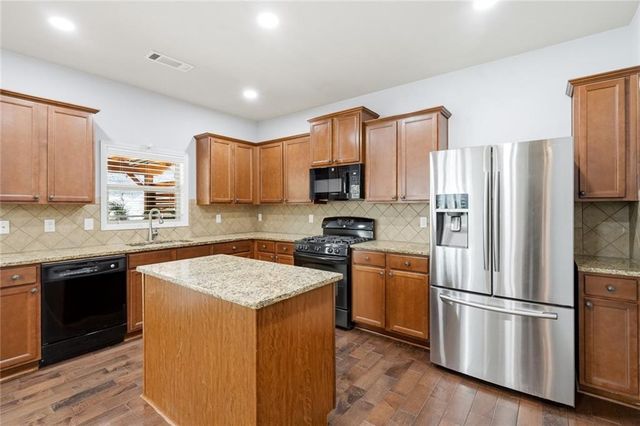 810 Springs Crest Drive, Dallas, GA 30157