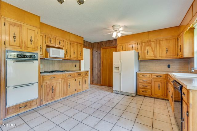 129 Pinecrest Road, Kingsport, TN 37660