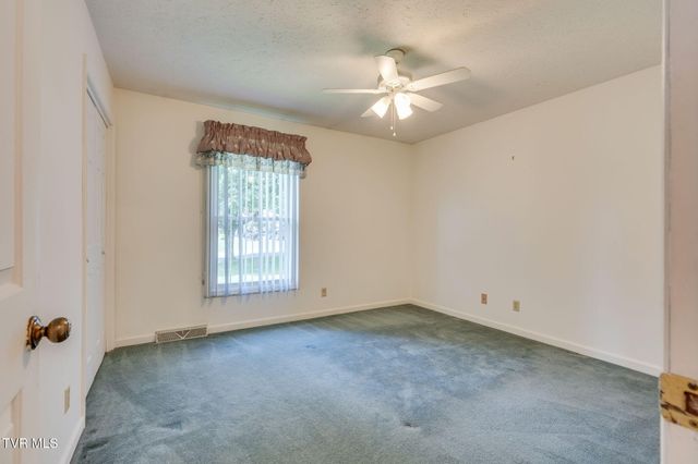 129 Pinecrest Road, Kingsport, TN 37660