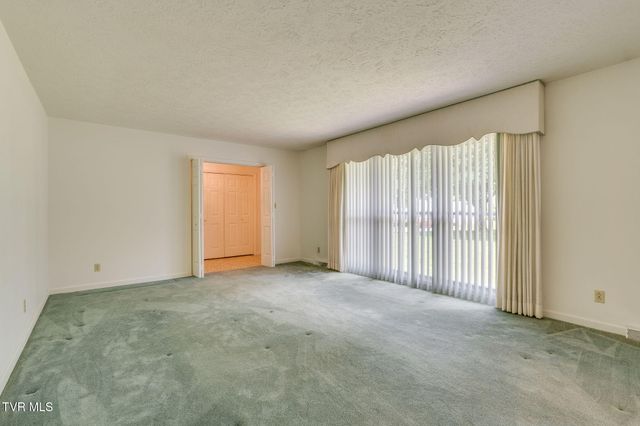 129 Pinecrest Road, Kingsport, TN 37660