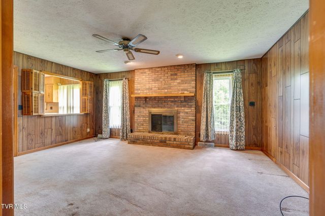 129 Pinecrest Road, Kingsport, TN 37660